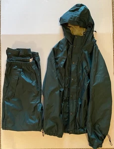 Vintage Woolrich Mens  Green Packable Hooded Rain XL Windbreaker and Pants Large - Picture 1 of 8