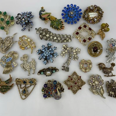 Huge Lot 50 AS IS all RHINESTONE BROOCH Pins Antique Vintage Harvest Repair - Image 1 of 4