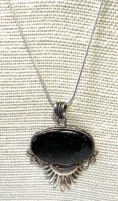 Fashion Necklace Silver Tone Black Sunstone Pendant R9 Lot 70A - Image 1 of 4