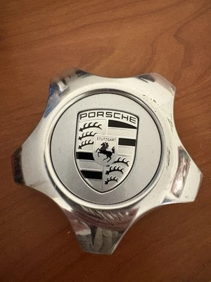 LEER Cubierta Tapacubos Porsche Cayenne OEM 7L5.601.149.C PA6-M30 Hecho en Italia Foto 1 de 3