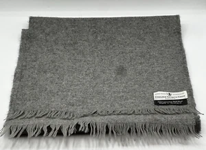 Vintage English Sports Shop Bermuda Mens Scarf - Picture 1 of 7