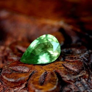 Certified Natural Green Sapphire 1.45ct SI Clarity 9x6mm Pear From Kenya Mines - Picture 1 of 5