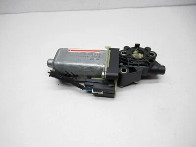 2002-2005 BMW E65 E66 745li Rear RH Power Window Motor 0390201951 OEM - Image 1 of 4