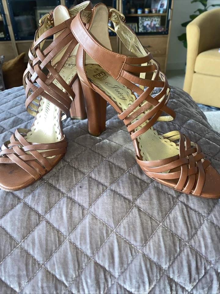 Zapato de tacón Juicy Couture para mujer talla 7 M marrón Foto 1 de 1