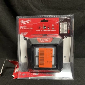 Milwaukee 2364-20 M12 12 Volt Lithium-Ion kabelloses kompaktes Flutlicht nur Werkzeug - Bild 1 von 4