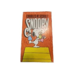 Snoopy Box Set Fawcett 1975 Charles M Schulz Peanuts, 5 Books Nice Shape - Picture 1 of 7