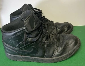 Nike Air Jordan 1 Mid Triple Black Sneaker Gr. 12 554724 093 Preloved getragen - Bild 1 von 17