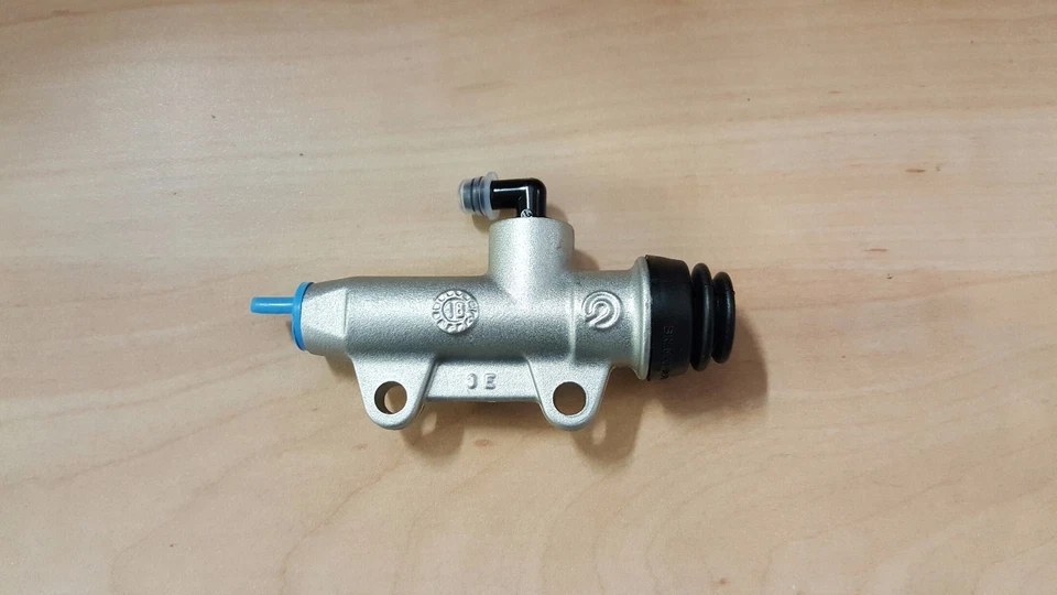 Repuestos Ducati freno trasero cilindro maestro, Hypermotard, Scrambler, 62540191A Foto 1 de 1