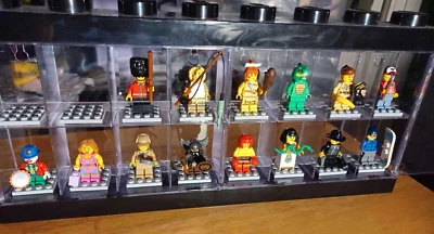 LEGO 8805 Series 5 CMFs - 14 Minifigures w/accessories *case NOT included - Image 1 of 4