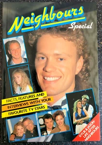 Neighbours Special ( Grandreams 1990 2nd Annual Unofficial ) - Bild 1 von 11
