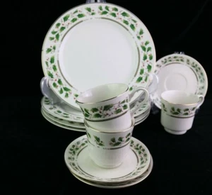 Royal Limited Holly Holidays China Dinnerware Buyer's Choice - Picture 1 of 17