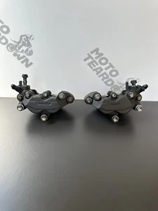 Kawasaki Z900 ZR900 2022 front brake calipers pair Kawasaki Z900 Front Calipers - Picture 1 of 14