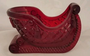 Vintage Weihnachten Weihnachtsmann Schlitten Deko Bonboniere rot schwer Kunststoff Retro - Bild 1 von 24