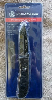 NEW Smith & Wesson CK5TBSCP Extm Ops Folding Knife, 3.2 In. Blade - Quantity 1 - Image 1 of 2