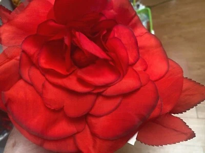 Vintage seda 7.5" rojo XL rosa años 50 flor 1 pieza hecho en Checoslovaquia Foto 1 de 4