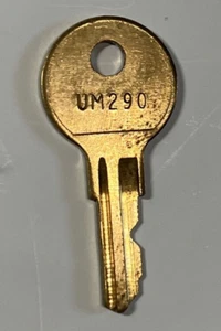 UM290 Schlüssel Ersatz CM Schloss - Bild 1 von 2