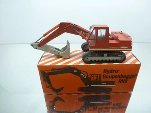 CONRAD 277 O&K RH9 HYDRAULIC MOBILE EXCAVATOR - RED+WHITE 1:50 - GOOD IN BOX - Picture 1 of 8