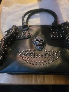Handtasche Totenkopf Motiv Nieten Goth Punk Biker Purse - Bild 1 von 5