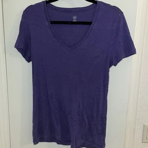 GAP: Purple V-Neck Women's Top. Size Large. - Picture 1 of 12