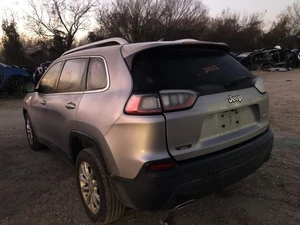 Passenger Right Front Knee FWD Fits 19 CHEROKEE 913603 - Picture 1 of 12