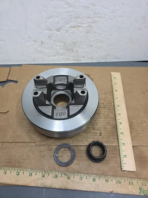 697-572 Dorman Yoke Rear for Chevy GMC Sierra 2500 HD Classic 3500 Silverado  - Image 1 of 4