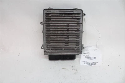 ORDENADOR ECU ECM C250 C300 C350 C63 E300 E350 E400 E550 E63 12-13 1306666 Foto 1 de 4