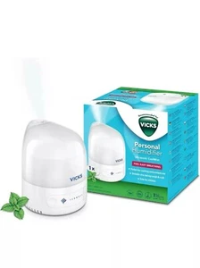 Vicks Personal Humidifier Ultrasonic CoolMist - Picture 1 of 9