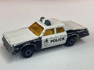 Matchbox Superfast #10 Plymouth Gran Fury Police Car Vintage Diecast Model - Picture 1 of 5