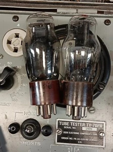 PAIR OF NATIONAL UNION 1943/44 WARTIME 1626 VT-137 TUBES, TV-7 TESTED A-8 - Picture 1 of 1