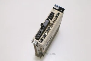 YASKAWA gebraucht SGD7S-2R8A20A002 AC SERVOTREIBER 400W DRV-I-4225=9D2C - Bild 1 von 16