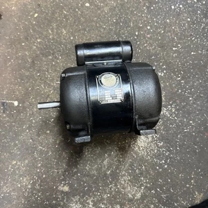 Vintage~Walker Turner Driver Line~ 1/2 HP~Drill Press Motor~ 1725 RPM~5/8" Shaft - Picture 1 of 7