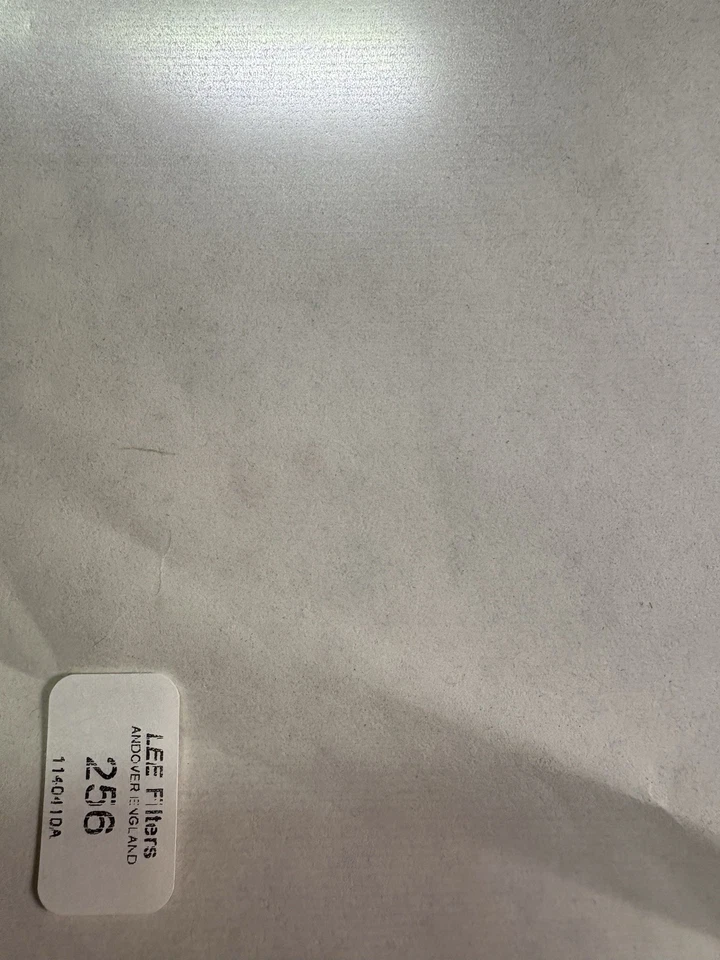 Hoja de gel Lee Filters 256 Half Hampshire Frost Lighting Foto 1 de 1