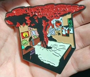Nightmare Elm Street Bedroom Blood Bed Freddy Krueger Custom ENAMEL PIN Glitter - Picture 1 of 5