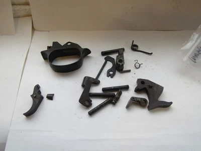H&R  Huntsman  parts lot - Image 1 of 4