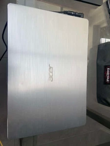 ACER Swift SF314-41 AMD Ryzen 5 3500U with Radeon Vega Mobile Gfx 2.10 GHz - Photo 1/4