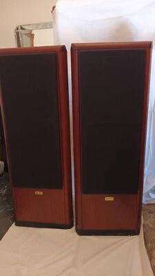 Tannoy Definition D900.  Die Legende von Tannoy. Wie neu. Sehr wenig benutzt - Bild 1 von 4