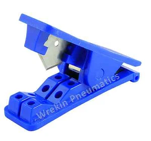 Nylon Tube Cutters and Plastic pipe Cutter,snippers, will cut any plastic Tubing - Picture 1 of 1