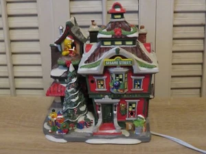Department 56 SESAME STREET AT THE NORTH POLE Christmas Village D56 **READ** - Picture 1 of 22