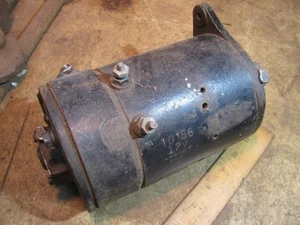 Generador Delco Remy 12 voltios 10166 John Deere A G 50 60 - Imagen 1 de 4