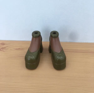 Vintage Bratz Doll Green Shoes High Heels Toys, Bratz Accessories Clothing - Picture 1 of 8