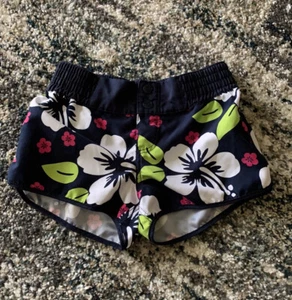Wave Zone Swim Shorts size 7/8 pre owned - Picture 1 of 4