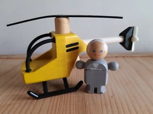 PLAN CITY HELICOPTER & PILOT, AS NEW CONDITION - Bild 1 von 6