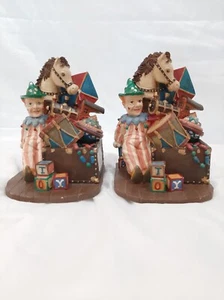 Vintage Paar (2) Spielzeug Motto Buchstützen Kinderzimmer Geburtstag Weihnachten Harz - Bild 1 von 14