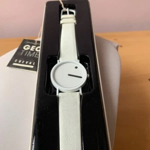 Vintage Geo Time Genuine Leather White Watch - Picture 1 of 5