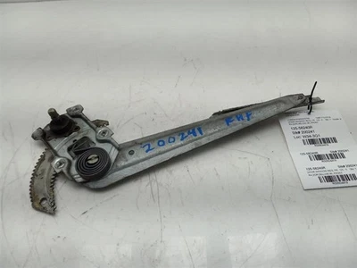 89-95 TOYOTA PICKUP PASSAGEIRO LATERAL DIANTEIRO MANUAL CONJUNTO REGULADOR DE JANELA  - Imagem 1 de 4