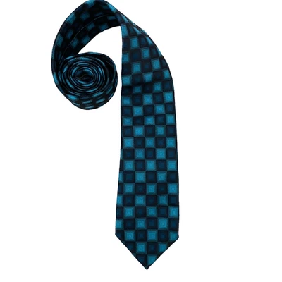 Галстук Pierre Cardin мужской клетчатый темно-синий 100% полиэстер винтажный б/у в отличном состоянии - Изображение 1 из 3