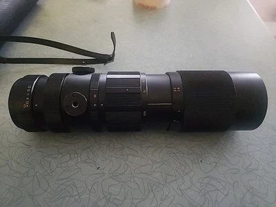 AUTO YASHINON ZOOM  1:45 f = 75mm  YASHICA JAPAN - Image 1 of 4