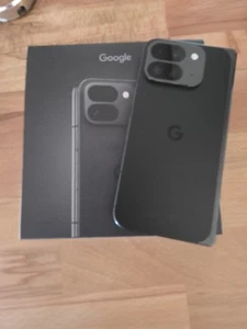 Smartphone Google Pixel 9 Pro Fold - BUONE CONDIZIONI CON SCATOLA ORIGINALE! - Foto 1 di 17