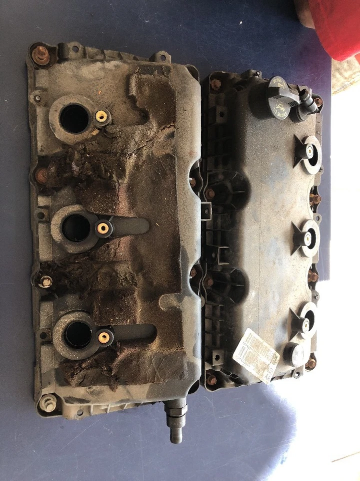 06-10 Dodge Charger Magnum Chrysler 300 3.5 valve covers — 第 1/1 张图片
