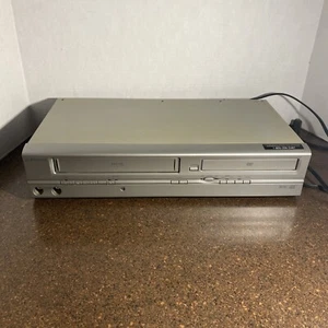 Vintage Emerson EWD2004 Video Cassette Recorder VCR DVD Player Working - Picture 1 of 4